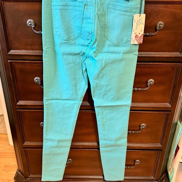 Lover brand PRICE DROP - Picture 4 of 4